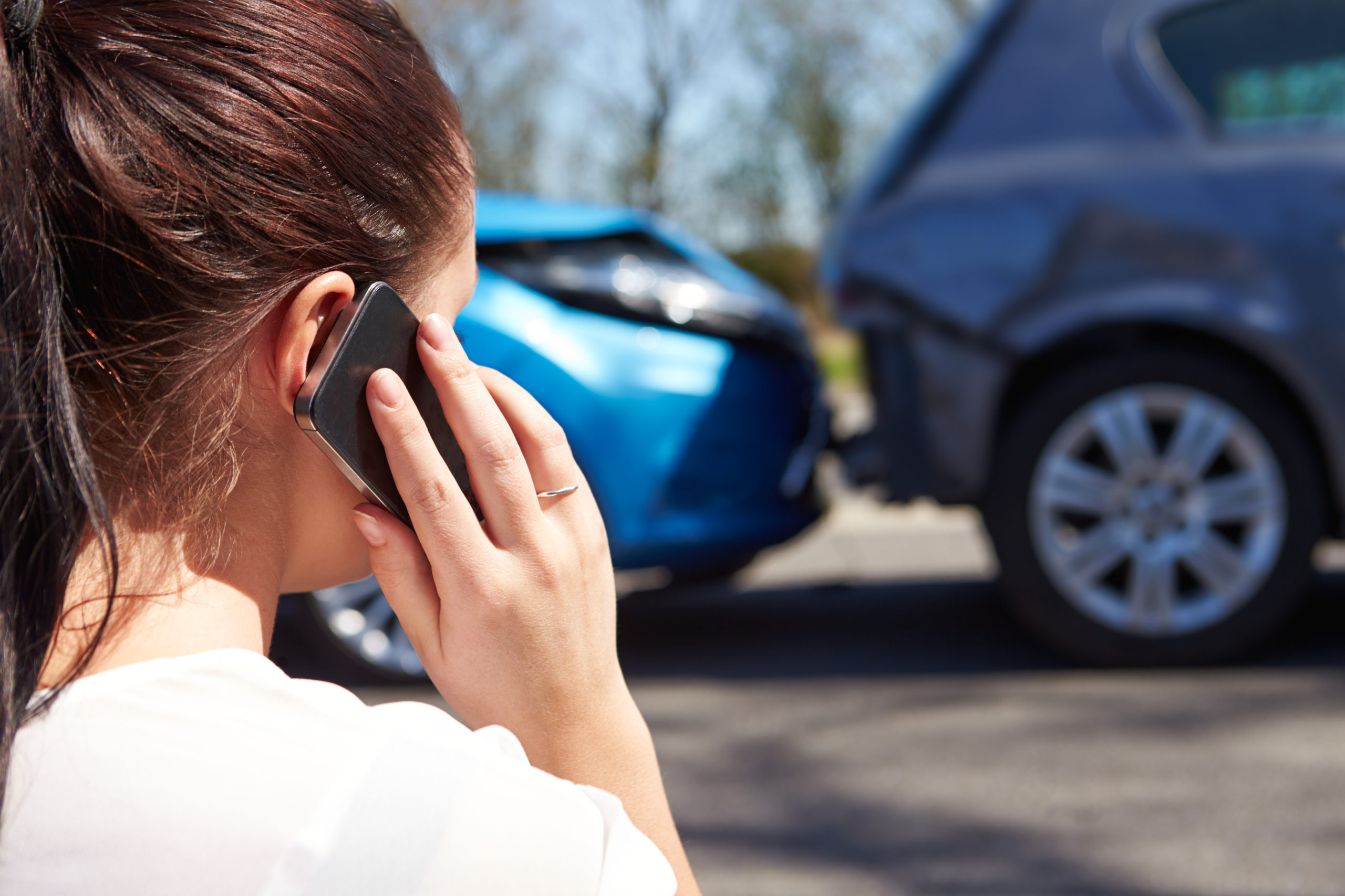 Should I Call 911 After a Car Accident in Edgefield County?