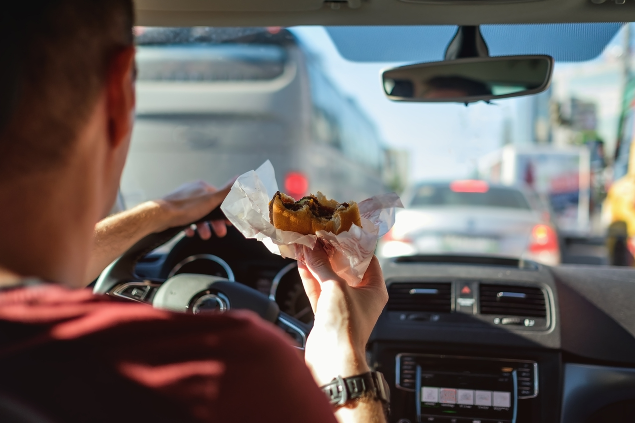 Is it Illegal to Eat and Drive in Georgia?